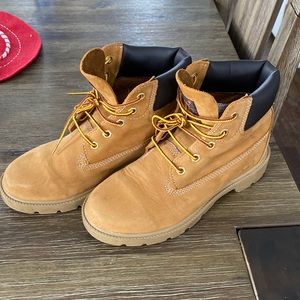 Youth timberland boots size 3.5
